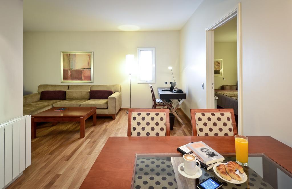 Hotel Grand Brizo Comahue Neuquén Zewnętrze zdjęcie